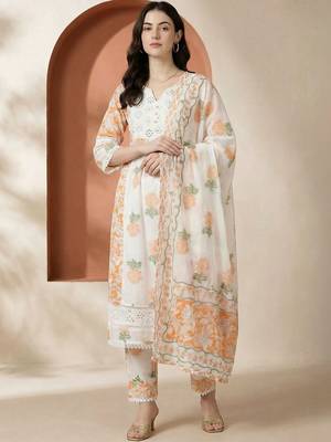 Women Floral Printed Regular Pure Cotton Kurta with Trousers & With Dupatta 6