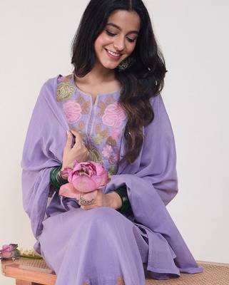Floral Embroidered Thread Work Pure Cotton Straight Kurta With Trousers & Dupatta 6