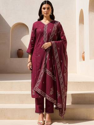 Women Ethnic Motifs Embroidered Regular Thread Work Pure Cotton Kurta with Trousers & With Dupatta 3