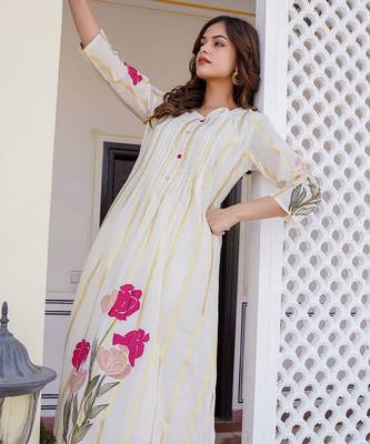 Women Floral Printed Regular Pure Cotton Kurta with Trousers 7