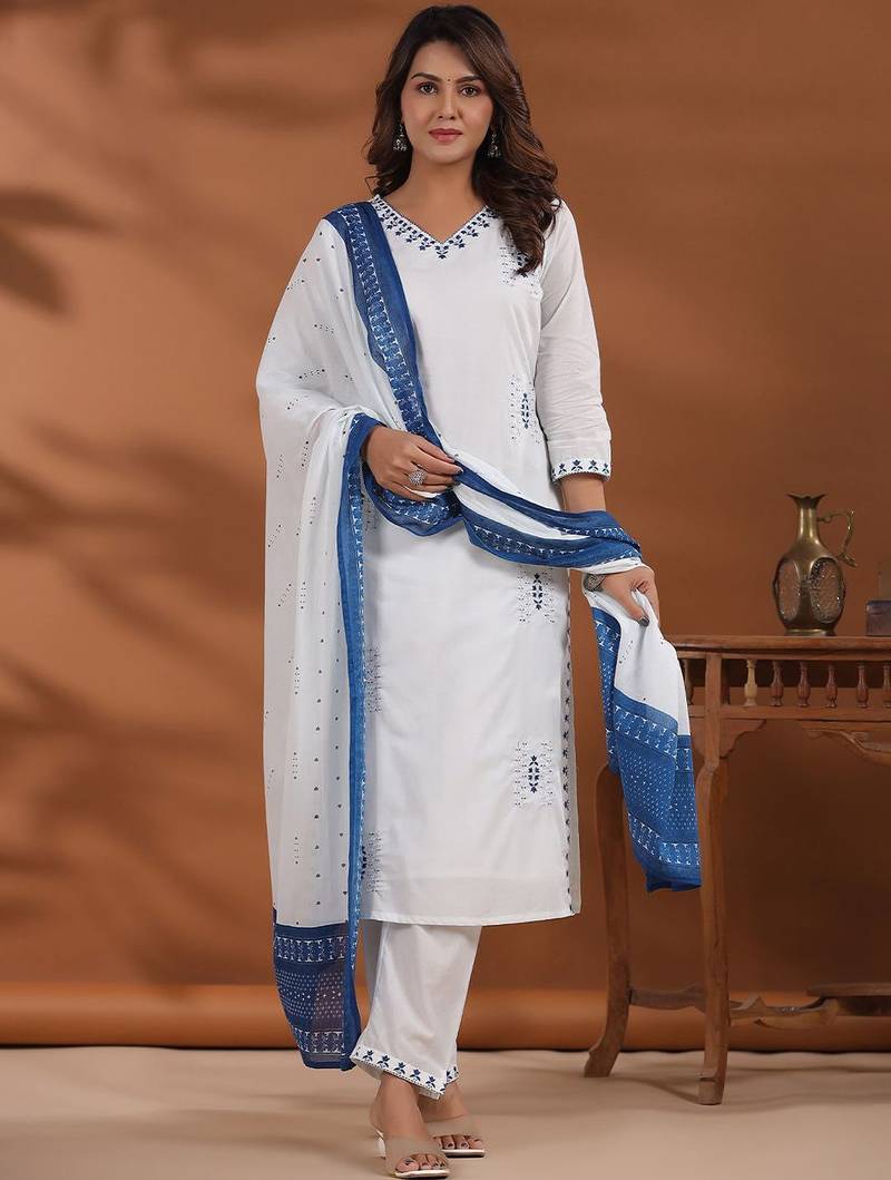 Women Ethnic Motifs Embroidered Regular Thread Work Pure Cotton Kurta with Trousers & With Dupatta
