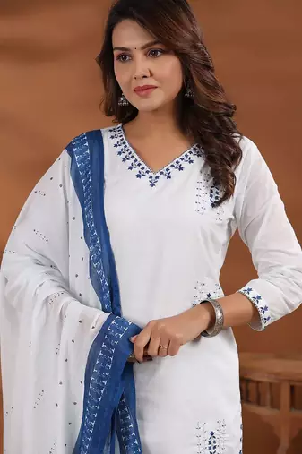 Women Ethnic Motifs Embroidered Regular Thread Work Pure Cotton Kurta with Trousers & With Dupatta