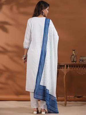 Women Ethnic Motifs Embroidered Regular Thread Work Pure Cotton Kurta with Trousers & With Dupatta 4