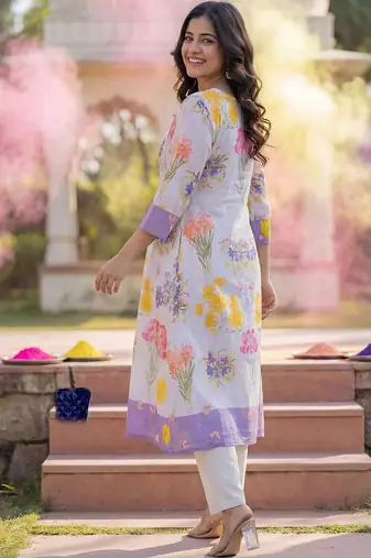 Women Floral Printed Regular Pure Cotton Kurta with Trousers