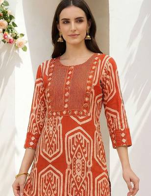 Women Printed Regular Mirror Work Pure Cotton Kurta with Trousers 2