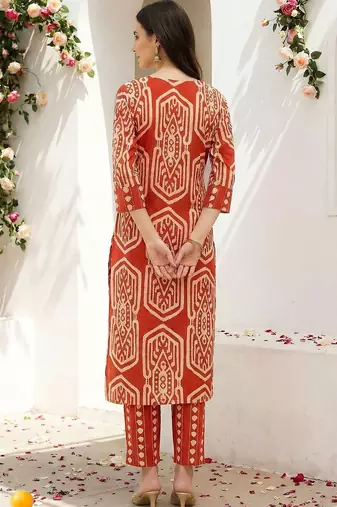 Women Printed Regular Mirror Work Pure Cotton Kurta with Trousers