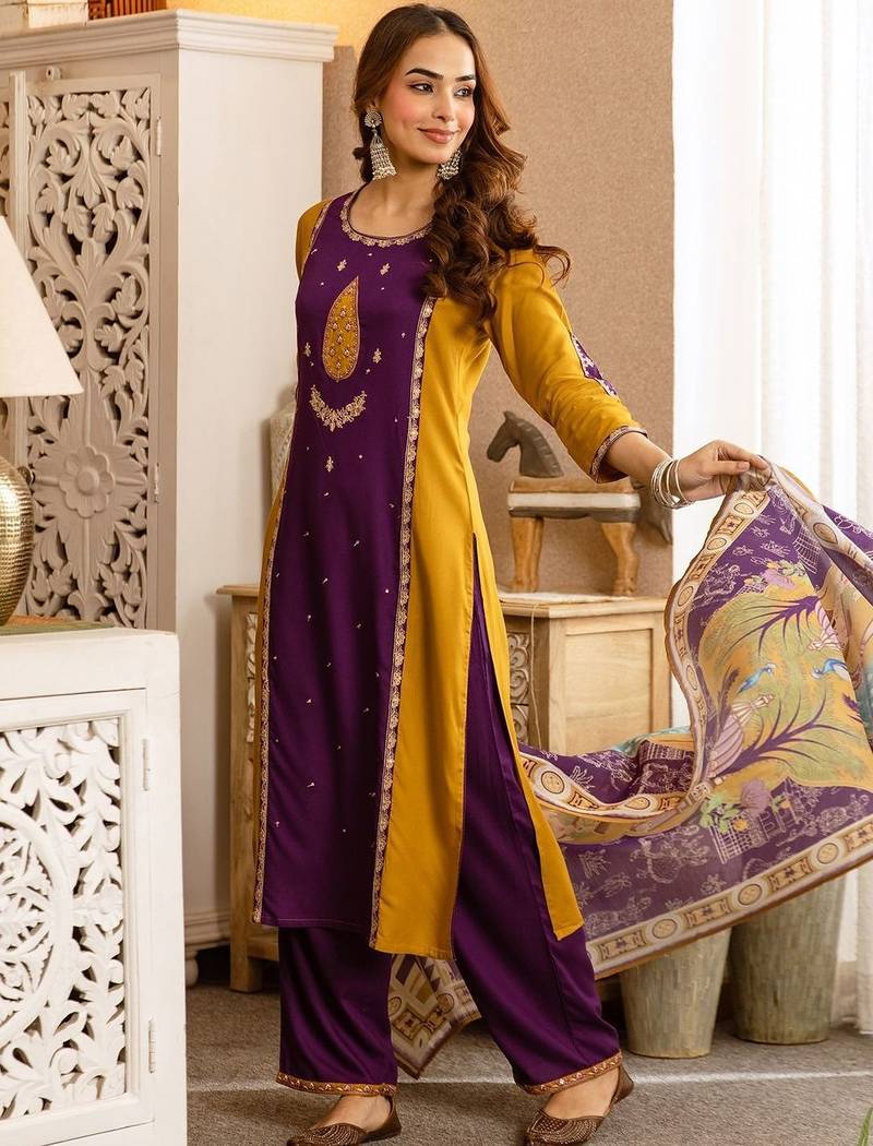 Women Ethnic Motifs Panelled Thread Work Kurta with Palazzos & With Dupatta
