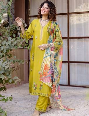 Women Ethnic Motifs Embroidered Regular Thread Work Kurta with Trousers & With Dupatta 7