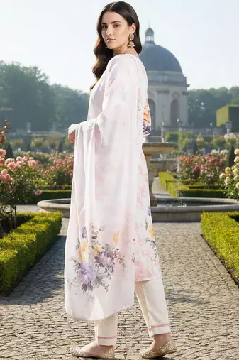 Women Floral Printed Regular Linen Kurta with Trousers & With Dupatta
