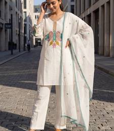 Women Ethnic Motifs Embroidered Thread Work Kurta with Trousers & With Dupatta