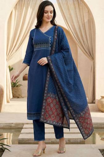 Women Ethnic Motifs Regular Thread Work  Cotton Kurta with Trousers & With Dupatta