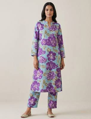 Women Floral Printed Regular Pure Cotton Kurta with Trousers 1