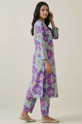 Women Floral Printed Regular Pure Cotton Kurta with Trousers