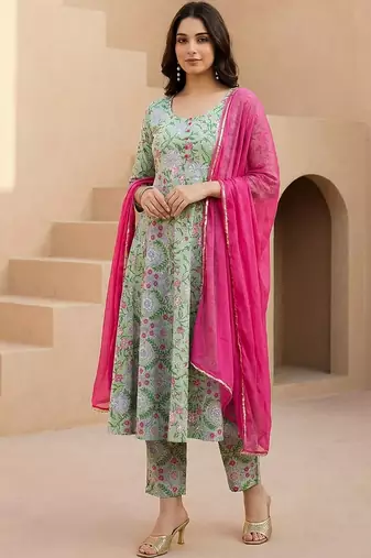 Women Floral Printed Regular Pure Cotton Kurta with Trousers & With Dupatta