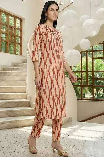 Women Printed Regular Pure Cotton Kurta with Trousers