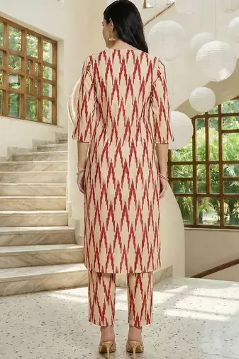 Women Printed Regular Pure Cotton Kurta with Trousers