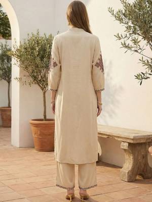 Women Ethnic Motifs Embroidered Regular Thread Work Kurta with Palazzos 3