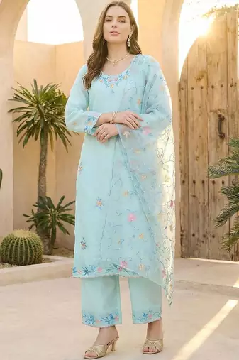 Women Floral Embroidered Regular Thread Work Kurta with Palazzos & With Dupatta