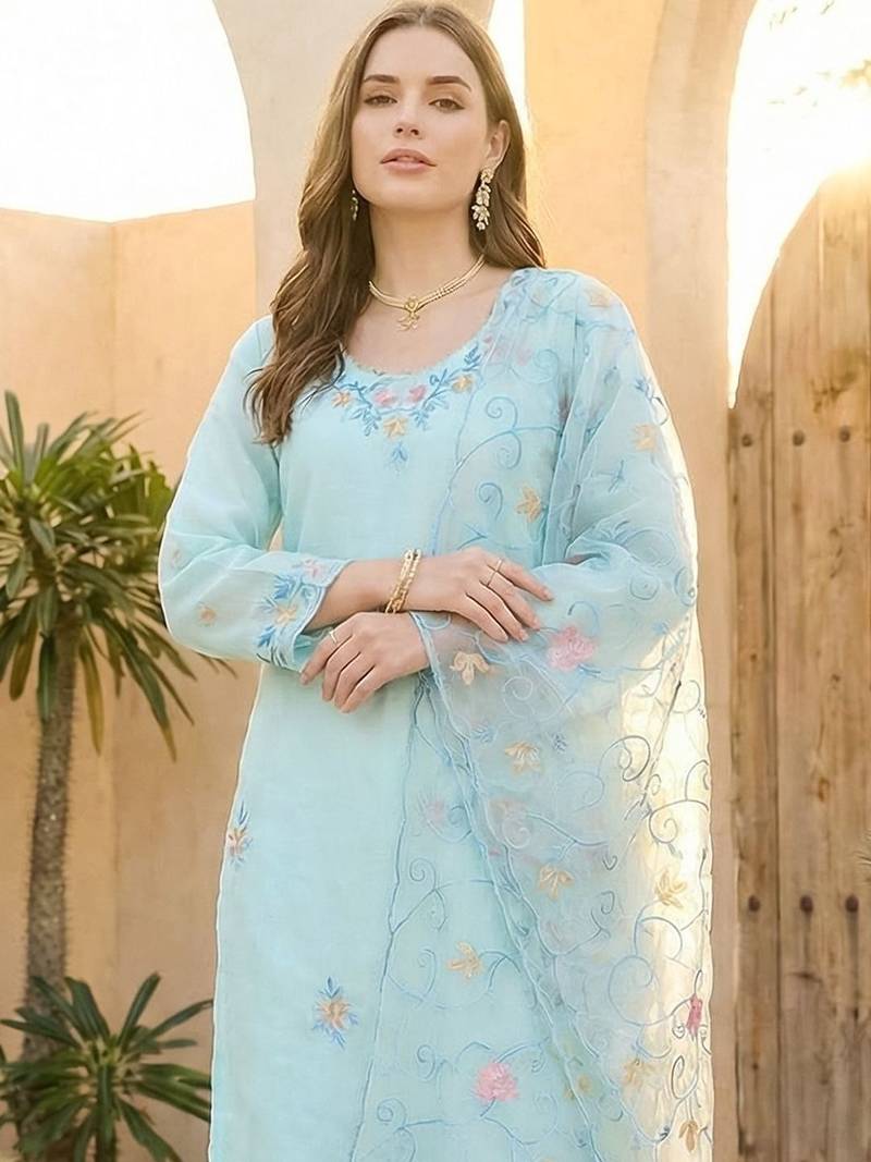 Women Floral Embroidered Regular Thread Work Kurta with Palazzos & With Dupatta