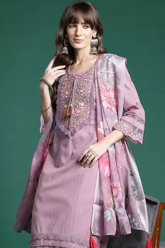 Women Floral Embroidered Regular Thread Work Linen Kurta with Trousers & With Dupatta