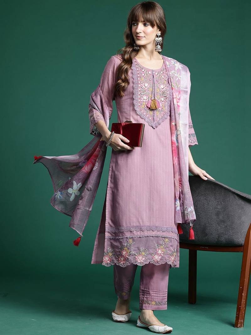 Women Floral Embroidered Regular Thread Work Linen Kurta with Trousers & With Dupatta