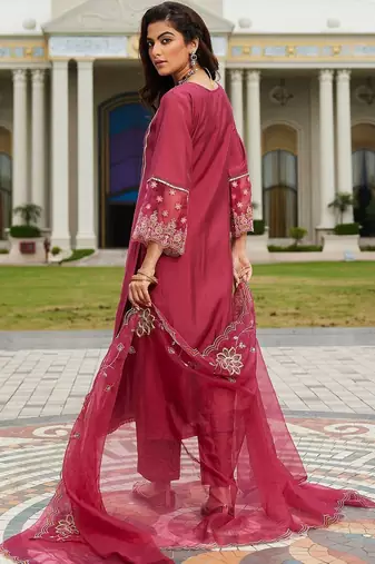 Women Floral Embroidered Regular Thread Work Kurta with Trousers & With Dupatta