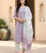 Women Floral Printed Regular  Cotton Kurta with Trousers & With Dupatta