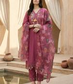 Women Floral Embroidered Regular Thread Work Kurta with Trousers & With Dupatta