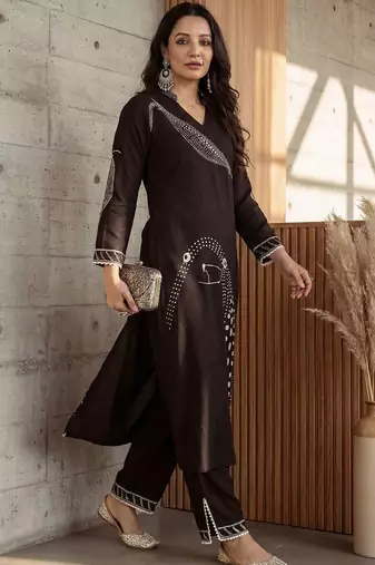 Women Ethnic Motifs Embroidered Regular Thread Work Kurta with Trousers