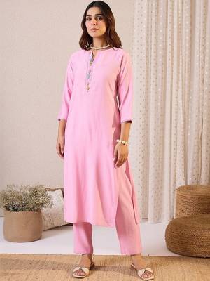 Women Floral Regular Thread Work Kurta with Trousers & With Dupatta 5