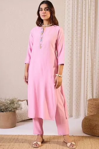 Women Floral Regular Thread Work Kurta with Trousers & With Dupatta