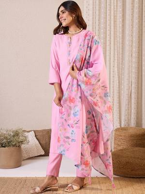 Women Floral Regular Thread Work Kurta with Trousers & With Dupatta 6