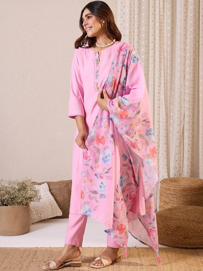 Women Floral Regular Thread Work Kurta with Trousers & With Dupatta
