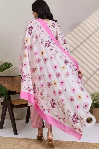Women Floral Printed Regular Thread Work Pure Cotton Kurta with Trousers & With Dupatta
