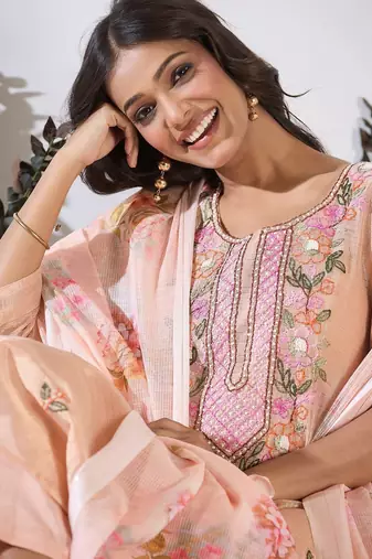 Women Floral Embroidered Regular Thread Work Pure Cotton Kurta with Trousers & With Dupatta