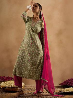 Women Ethnic Motifs Printed Regular Thread Work Pure Cotton Kurta with Trousers & With Dupatta 5