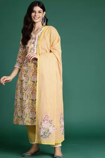 Floral Printed Thread Work Pure Cotton Kurta with Trousers & Dupatta