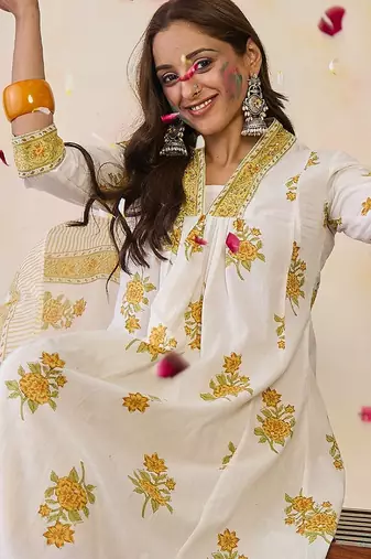 Floral Printed Pleated Beads and Stones Pure Cotton Kurta with Trousers & Dupatta