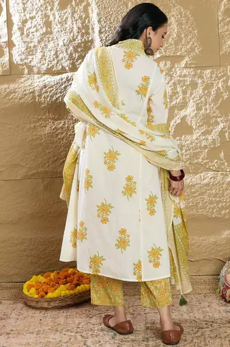 Floral Printed Pleated Beads and Stones Pure Cotton Kurta with Trousers & Dupatta