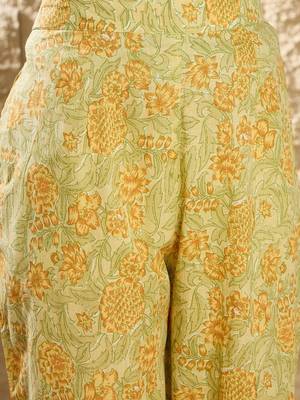 Floral Printed Pleated Beads and Stones Pure Cotton Kurta with Trousers & Dupatta 6