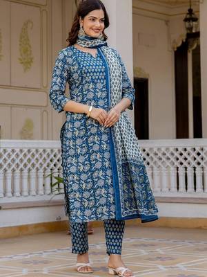 Women Ethnic Motifs Printed Regular Pure Cotton Kurta with Trousers & With Dupatta 2