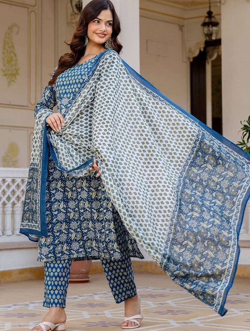 Women Ethnic Motifs Printed Regular Pure Cotton Kurta with Trousers & With Dupatta