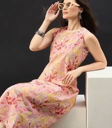 Women Floral Printed Regular Pure Cotton Kurta with Trousers