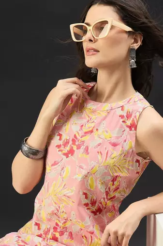 Women Floral Printed Regular Pure Cotton Kurta with Trousers