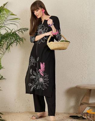 Floral Embroidered Notch Neck Thread Work Pure Cotton Straight Kurta with Trouser 2