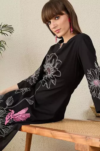 Floral Embroidered Notch Neck Thread Work Pure Cotton Straight Kurta with Trouser