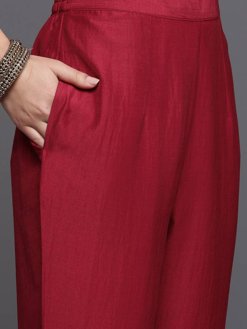 Women Floral Yoke Design Regular Kurta with Trousers & With Dupatta