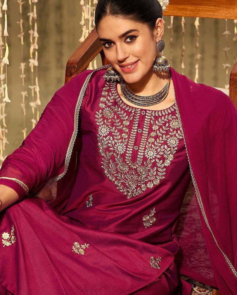 Ethnic Motifs Embroidered Zari Straight Kurta With Trousers & Dupatta