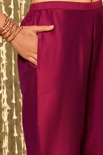Ethnic Motifs Embroidered Zari Straight Kurta With Trousers & Dupatta