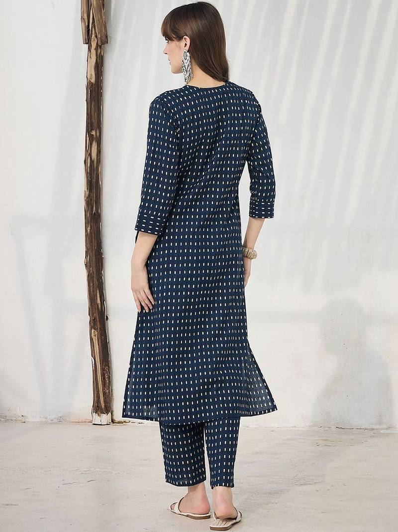 Women Printed Regular Pure Cotton Kurta with Trousers